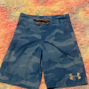 Under Armour YXL Waist 26 Board Shorts